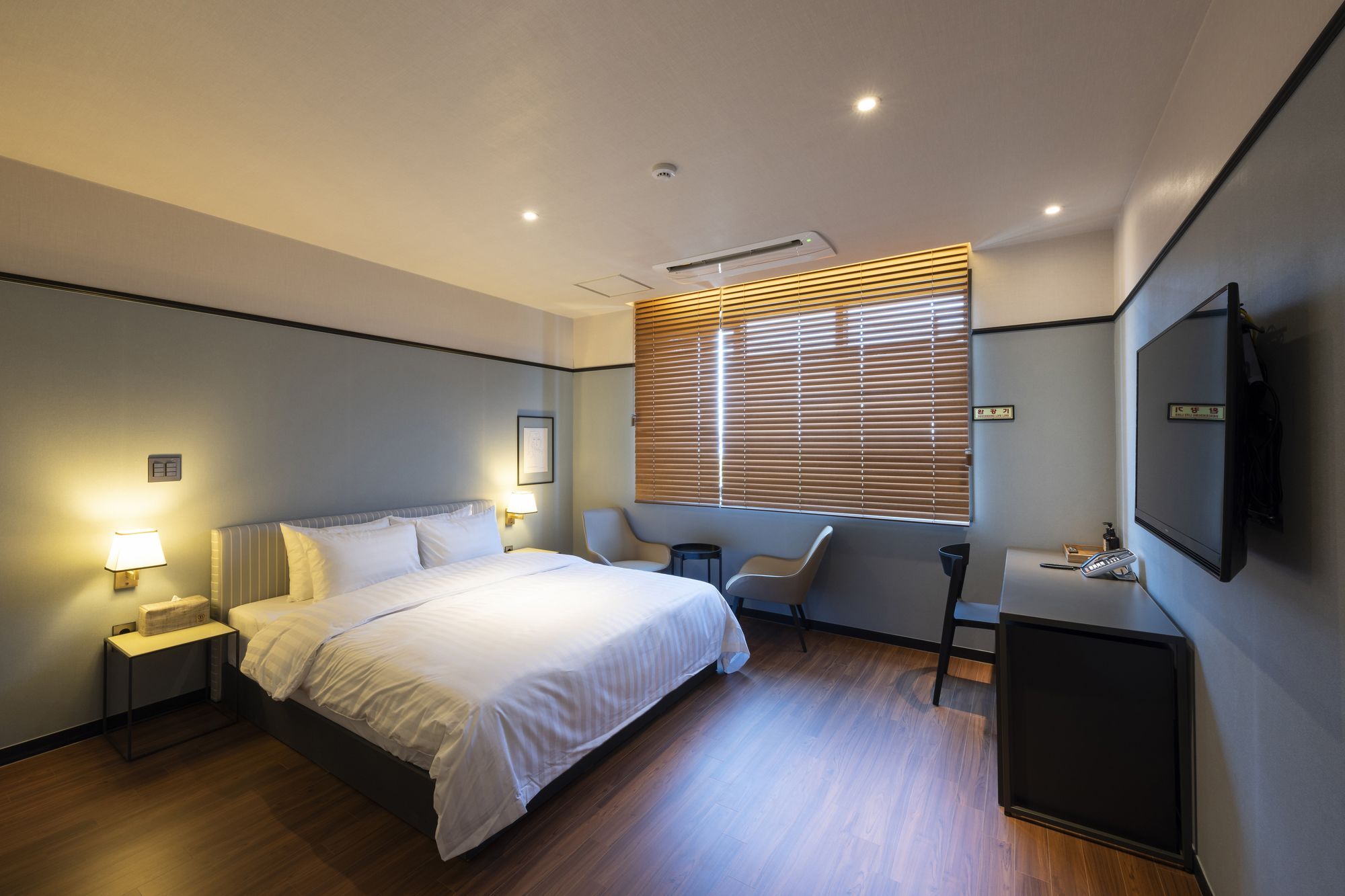 Brown-Dot Hotel Shinho Ciudad Metropolitana de Ciudad Metropolitana de Busan Exterior foto